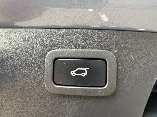 Jaguar E-Pace R-dynamic S Black #25