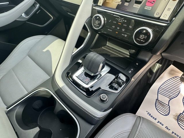 Jaguar E-Pace R-dynamic S Black #18