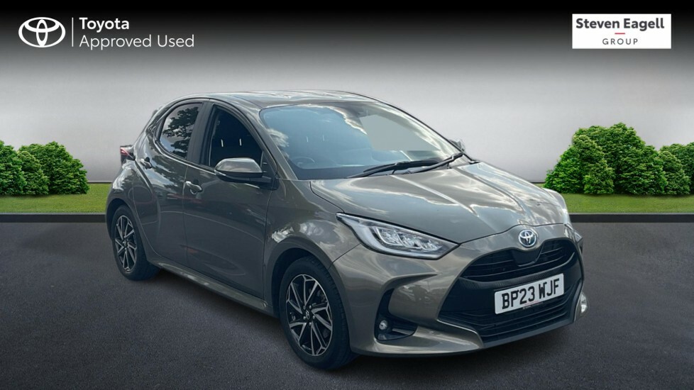 Toyota Yaris 1.5 Vvt-h Design E-cvt Euro 6 Ss Brown