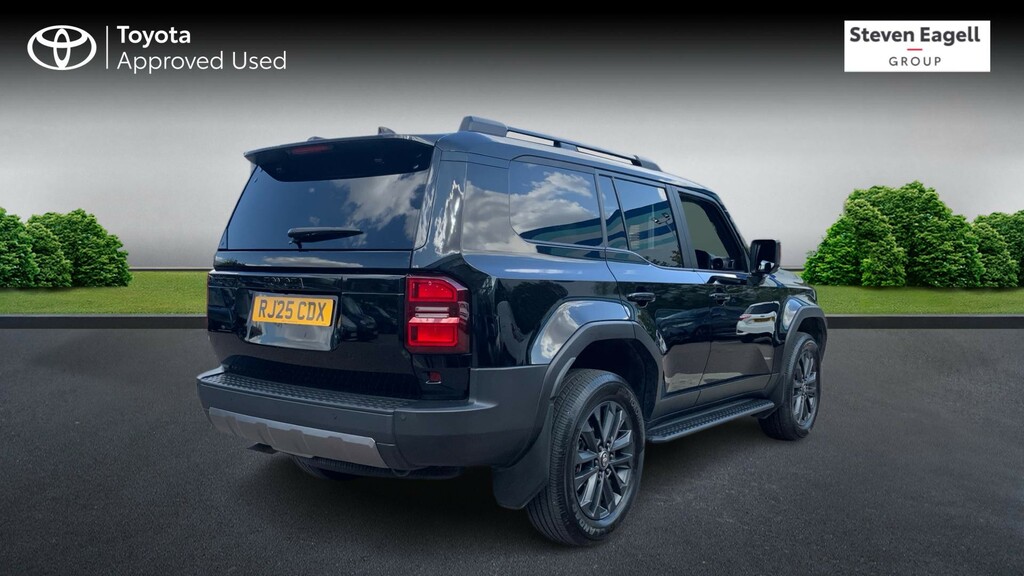Toyota Land Cruiser 2.8D Invincible 4Wd Euro 6 Ss Lwb RJ25CDX Black #2