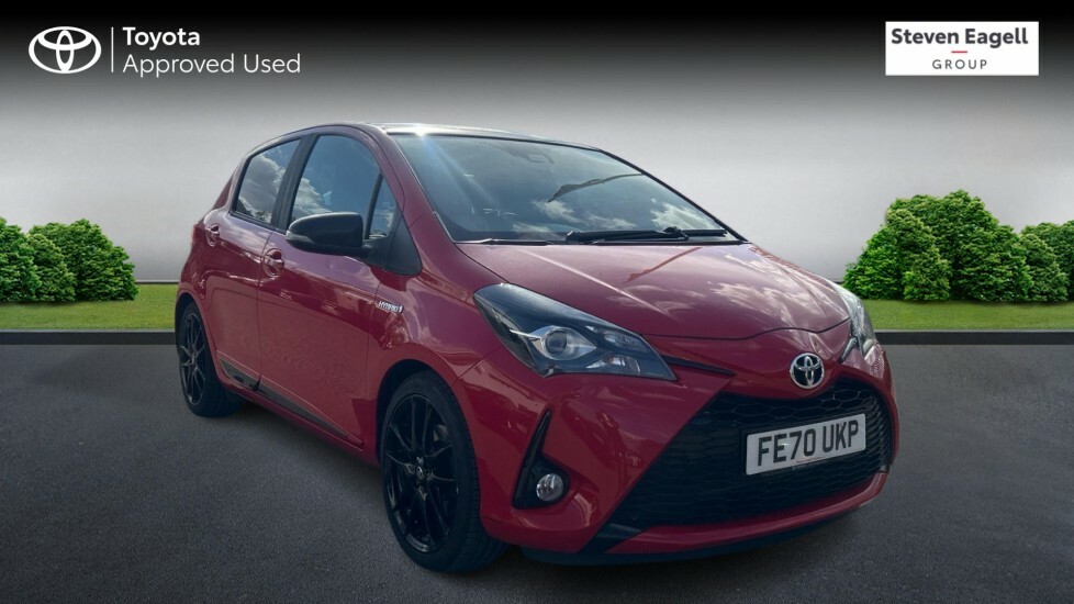 Toyota Yaris 1.5 Vvt-h Gr Sport Hatchback Hybrid E-c Red