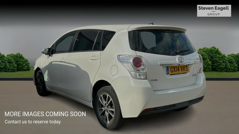 Toyota Verso 1.6 V-matic Icon Euro 5 Euro 5 White #2