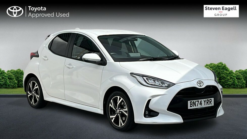 Toyota Yaris 1.5 Vvt-h Design E-cvt Euro 6 Ss White
