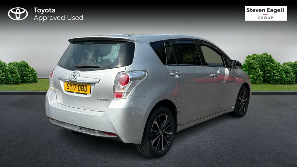 Toyota Verso 1.8 V-matic Design Multidrive S Euro 6 7 Seat Silver #2