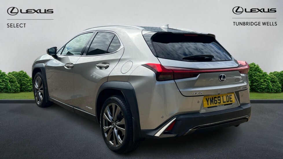 Lexus UX 2.0 250H F Sport E-cvt Euro 6 Ss YM69LDE Silver #2