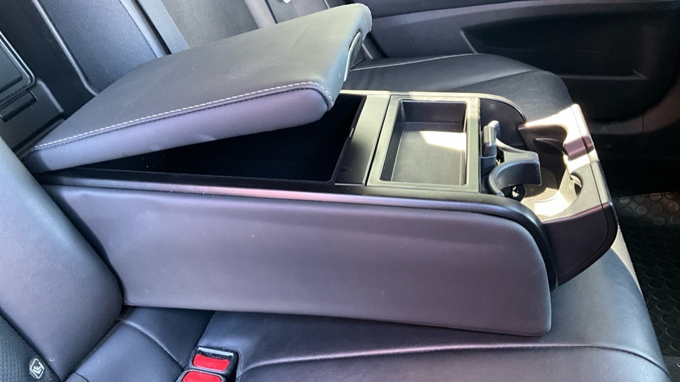 Lexus ES 300H Black #39