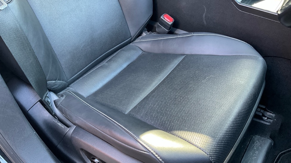 Lexus ES 300H Black #18