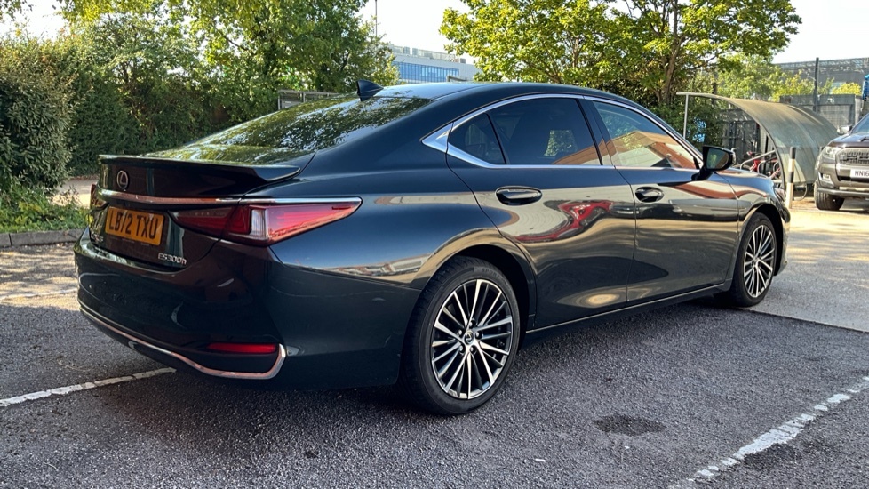 Lexus ES 300H Black #26