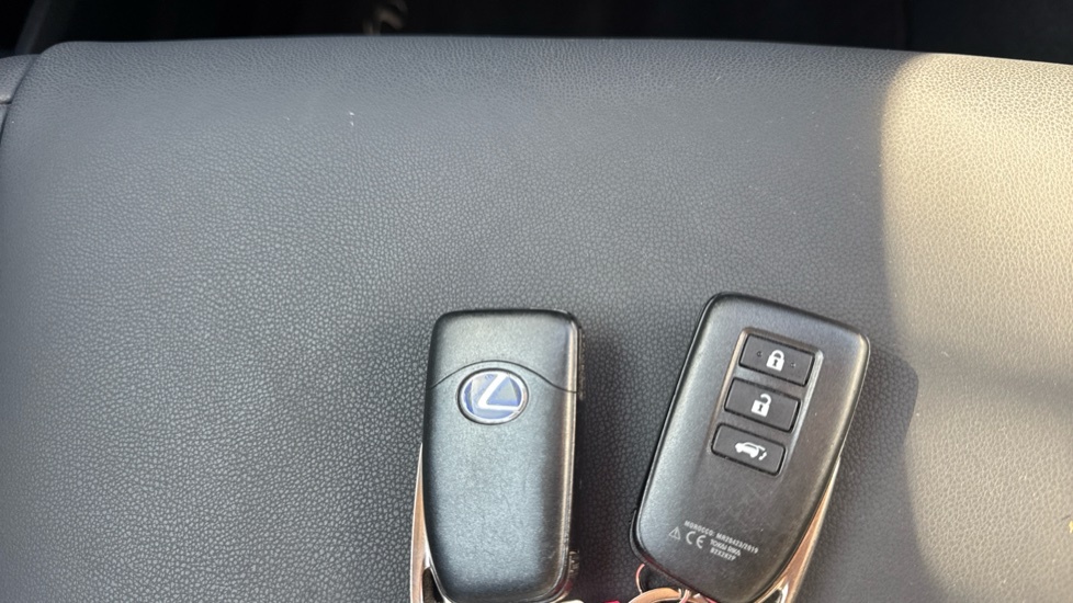 Lexus NX 300H Grey #28