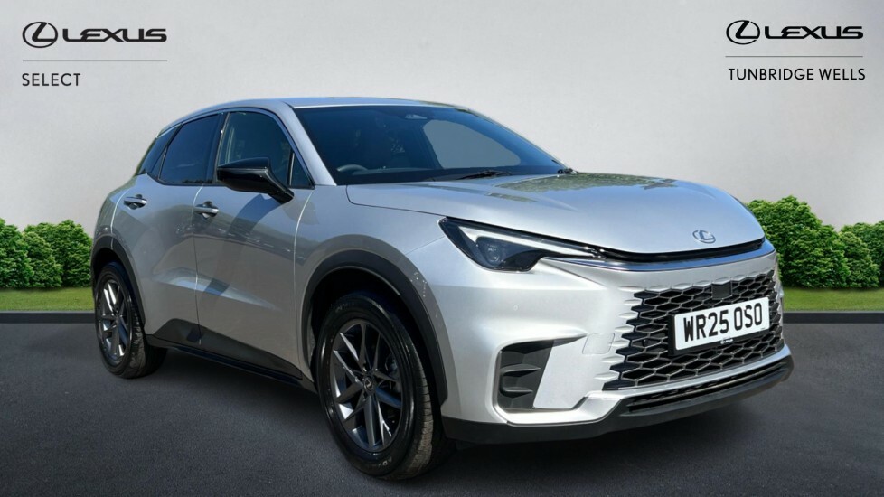 Lexus LBX 1.5 Vvt-ie Premium E-cvt Euro 6 Ss Silver