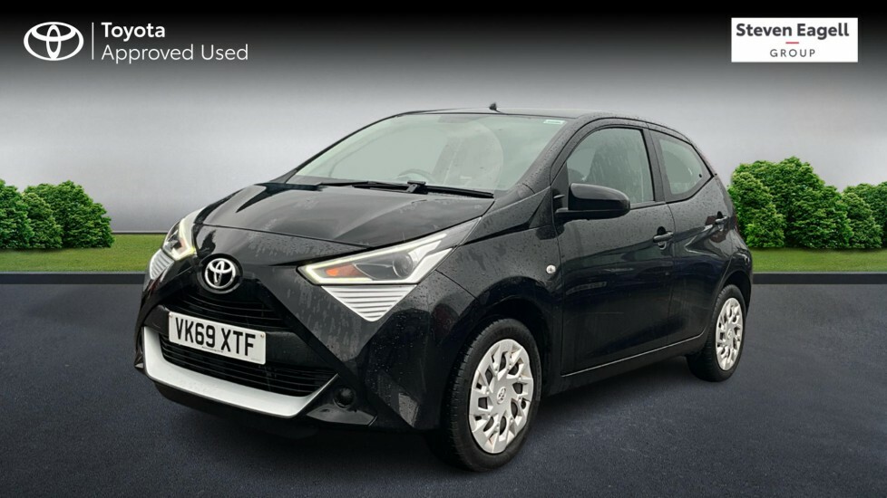 Toyota Aygo 1.0 Vvt-i X-play Euro 6 Black #3