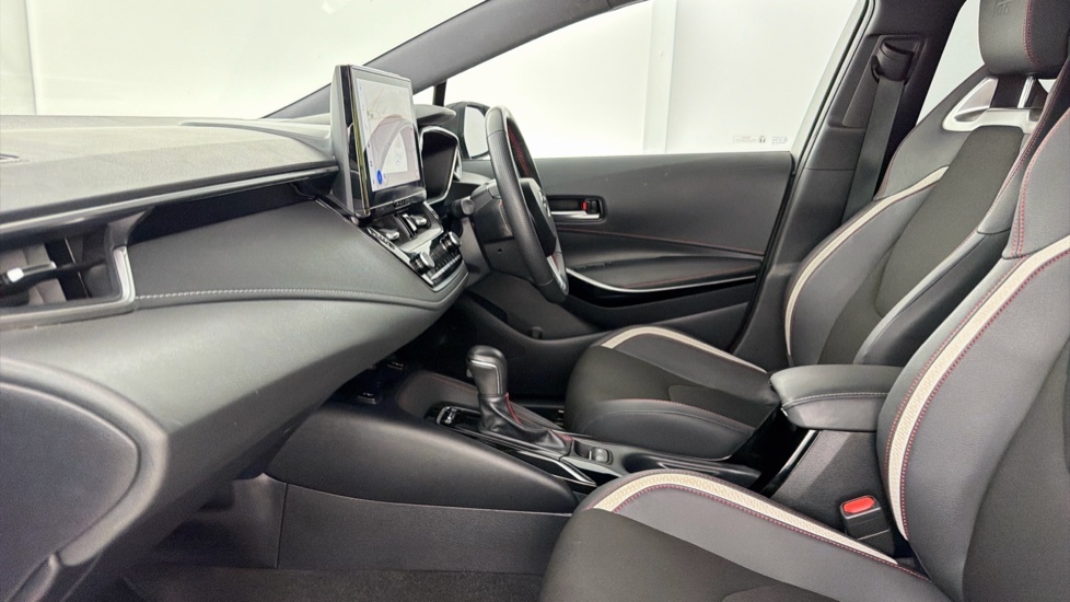 Toyota Corolla 1.8 Vvt-h Gr Sport Touring Sports Hybri Black #5