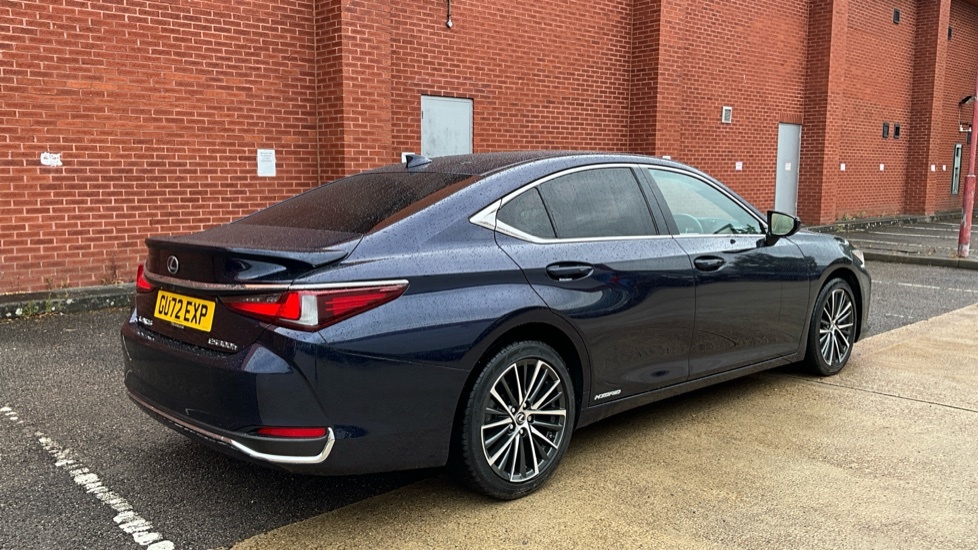 Lexus ES Automatic Black #26