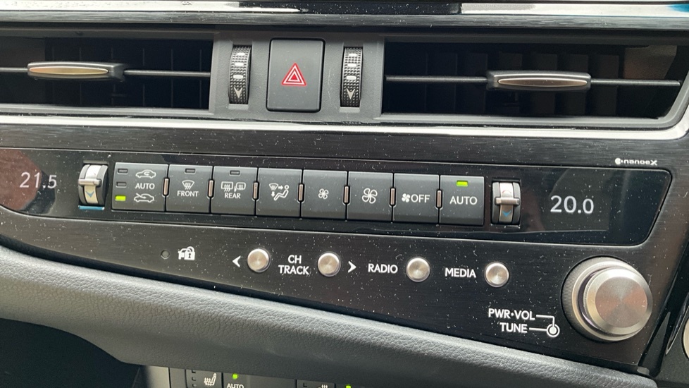 Lexus ES Automatic Black #41