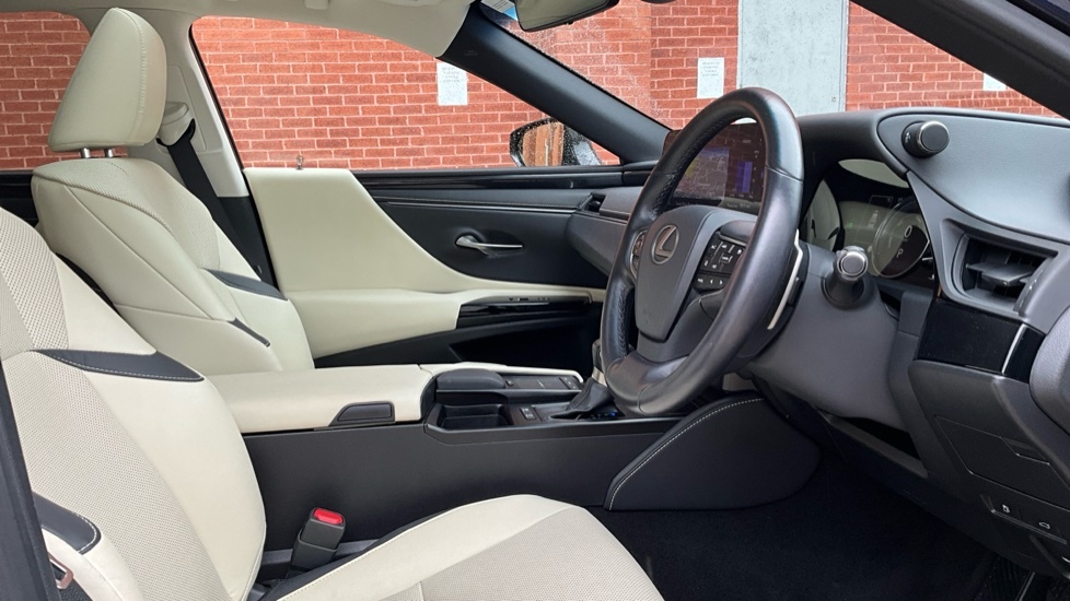 Lexus ES Automatic Black #13
