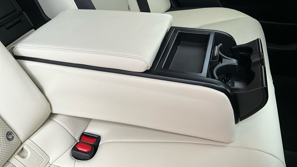 Lexus ES Automatic Black #42