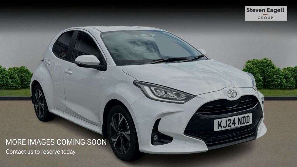 Toyota Yaris 1.5 Vvt-h Design Hatchback Hybrid E-cvt White
