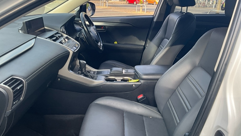 Lexus NX 2.5 300H Premium Suv Hybrid E-cvt 4Wd E White #6