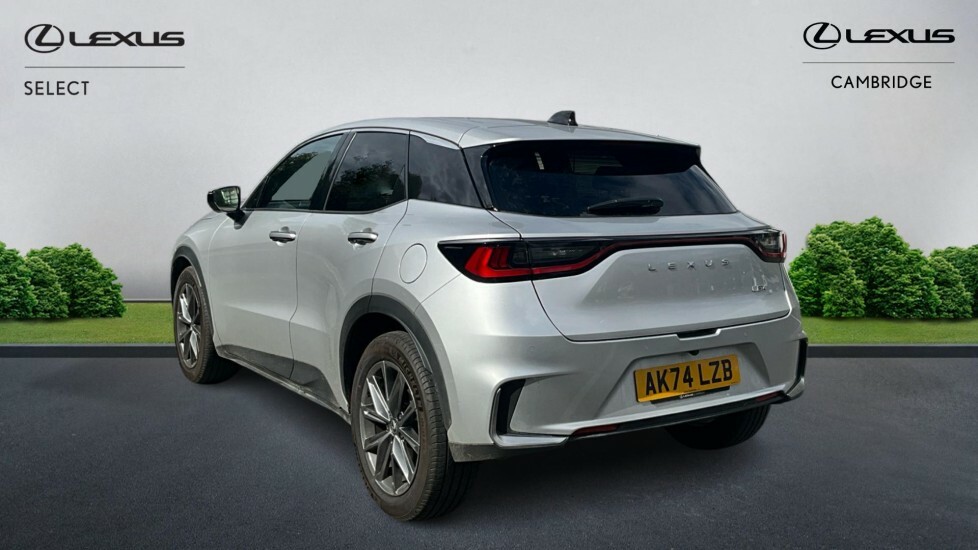 Lexus LBX 1.5 Vvt-ie Takumi Suv Hybrid E-cvt Euro Silver #2