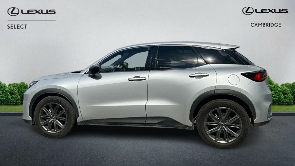 Lexus LBX 1.5 Vvt-ie Takumi Suv Hybrid E-cvt Euro Silver #3