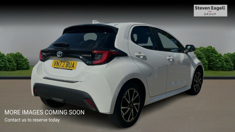 Toyota Yaris 1.5 Vvt-h Design E-cvt Euro 6 Ss White #4