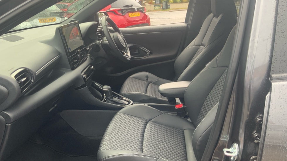 Toyota Yaris 1.5 Vvt-h Excel Hatchback Hybrid E-cvt Grey #5
