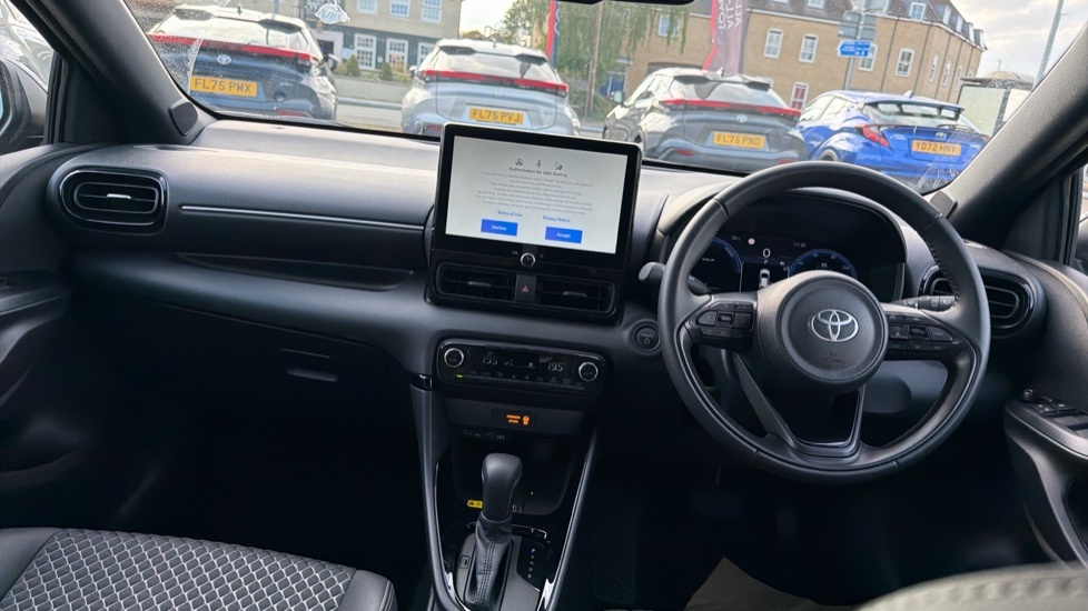 Toyota Yaris 1.5 Vvt-h Excel Hatchback Hybrid E-cvt Grey #6
