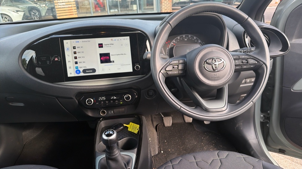 Toyota Aygo X 1.0 Vvt-i Exclusive Hatchback Eu Green #6