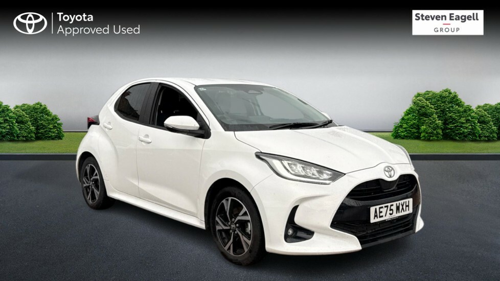 Toyota Yaris 1.5 Vvt-h Design Hatchback Hybrid E-cvt White