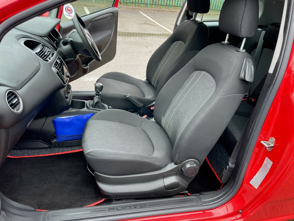Fiat Punto Pop Plus White #6