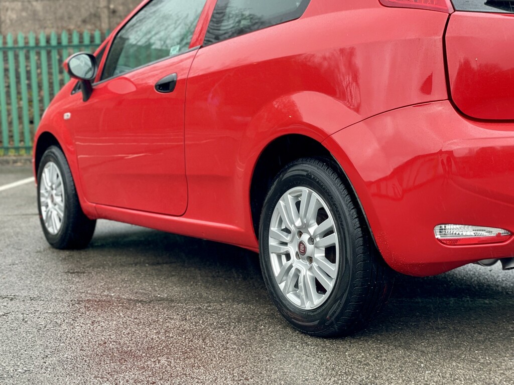 Fiat Punto Pop Plus White #18