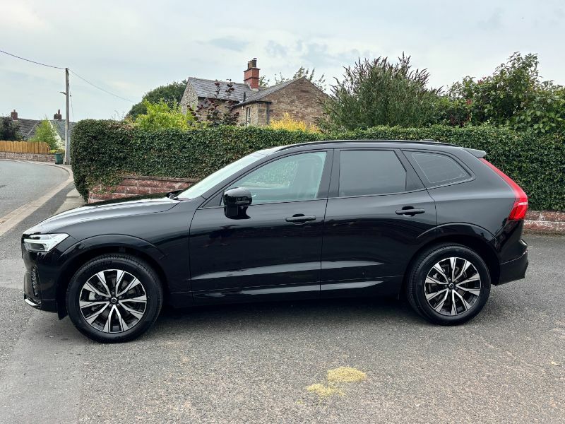 Volvo XC60 B5 Plus Black #4