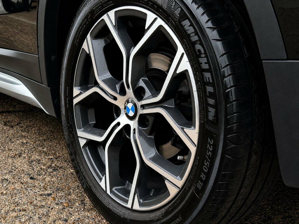 BMW X1 1.5L Xline LB69TLU Black #4