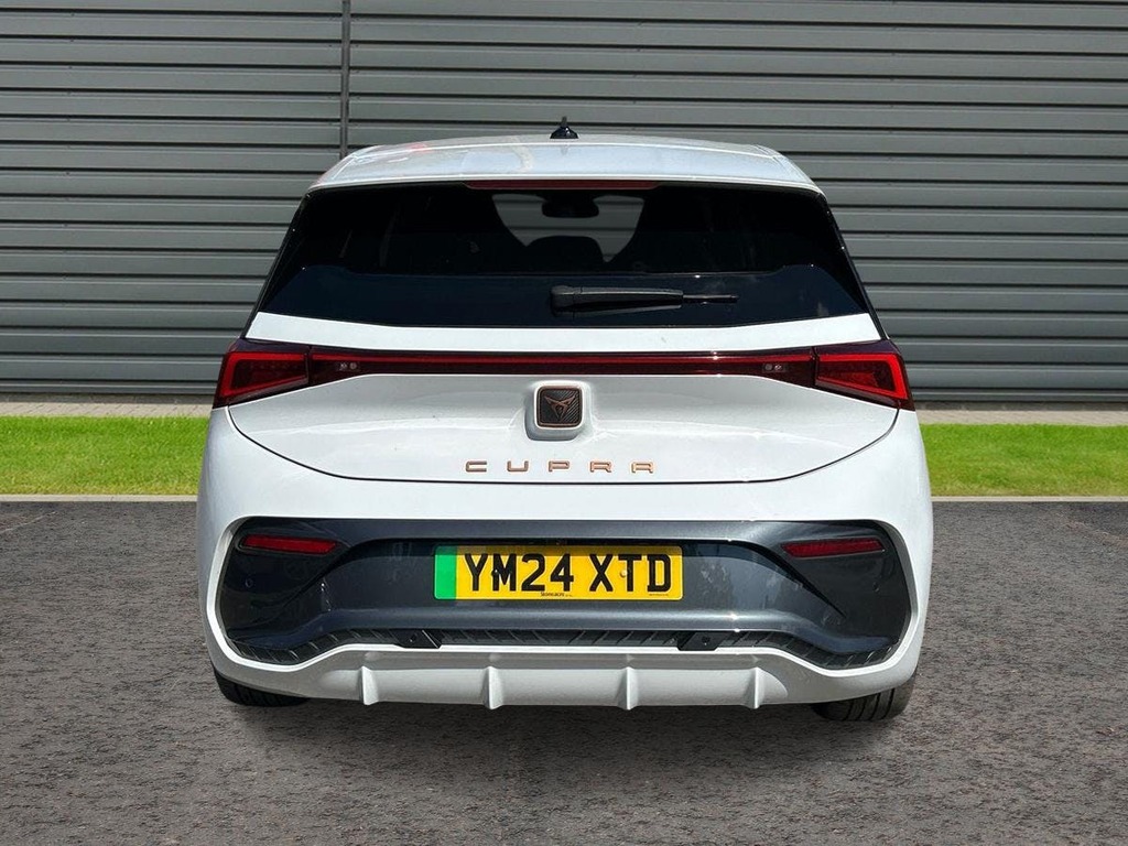 Cupra Born 58Kwh V2 Hatchback YM24XTD White #4