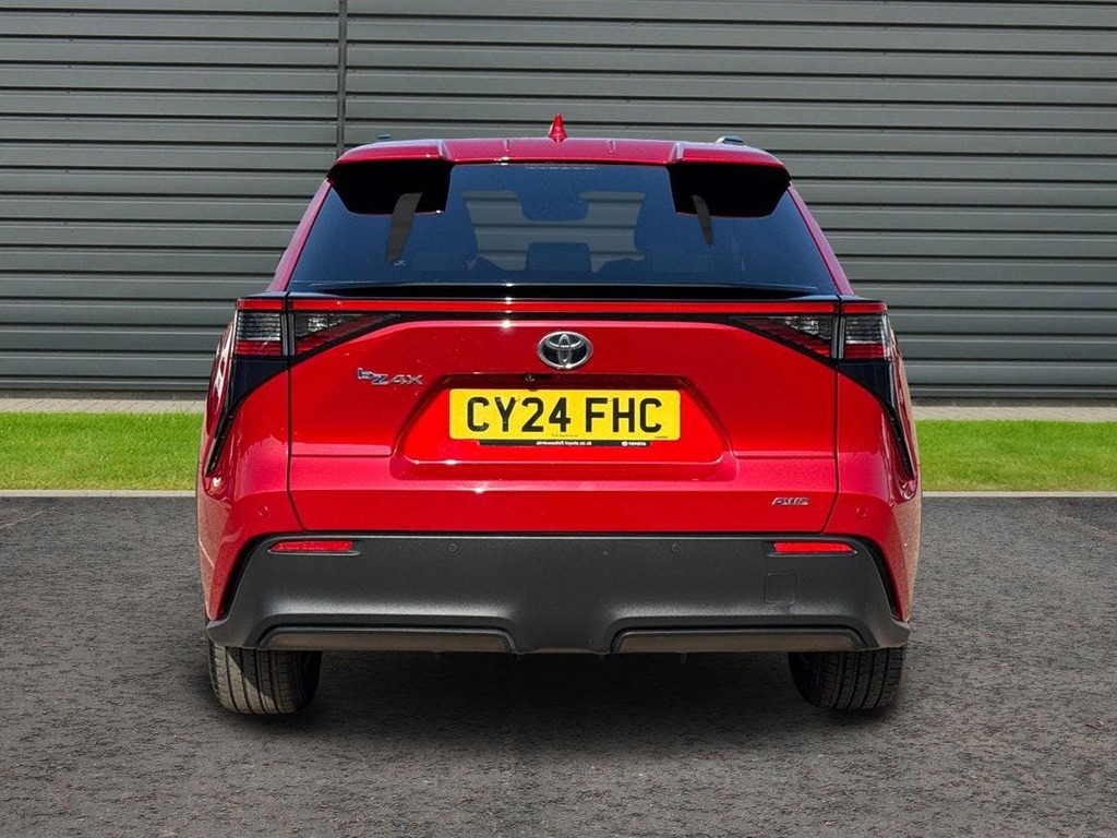 Toyota bZ4X 71.4Kwh Motion Suv Awd Red #4