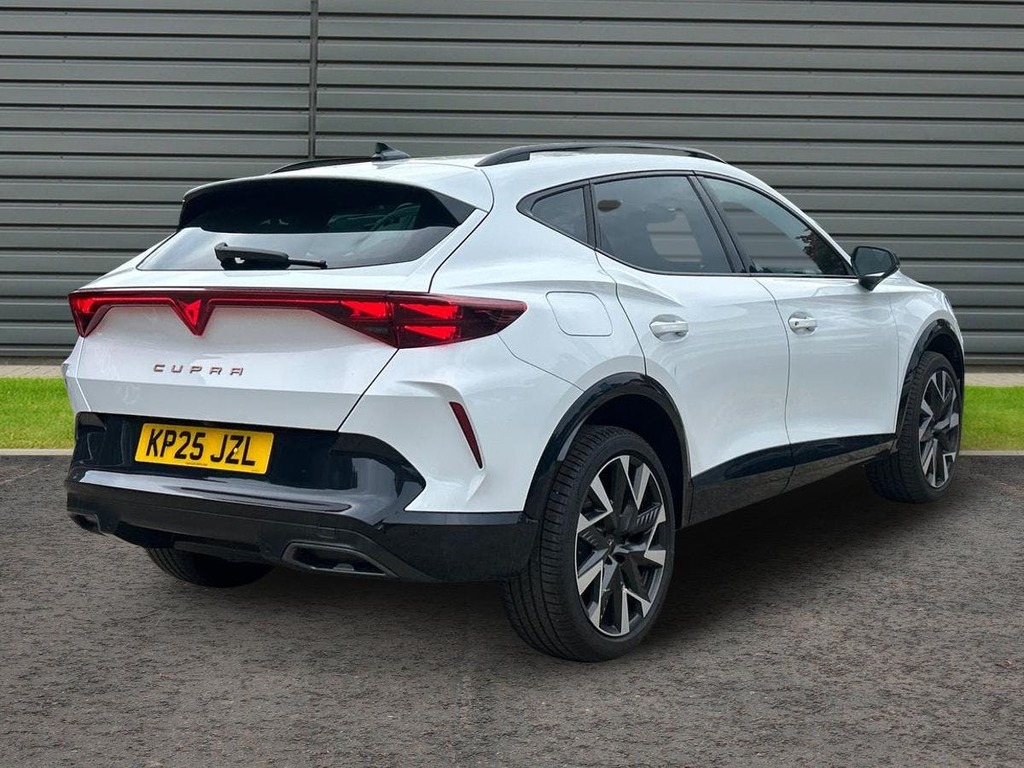 Cupra Formentor 1.5 Etsi V2 Suv Hybrid Dsg White #3