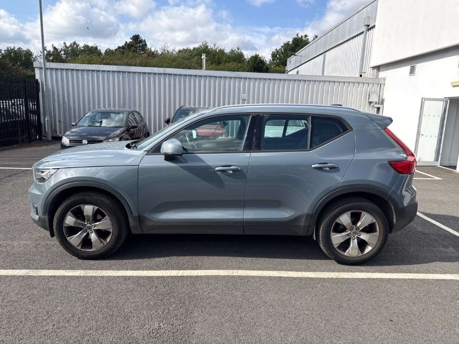 Volvo XC40 1.5 T3 Momentum Pro Suv GL69JOJ Grey #3