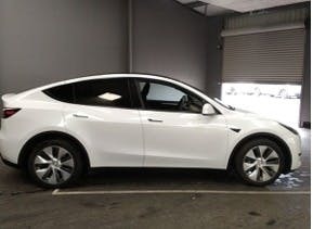Tesla Model Y 0.0 LA72ANL White #3