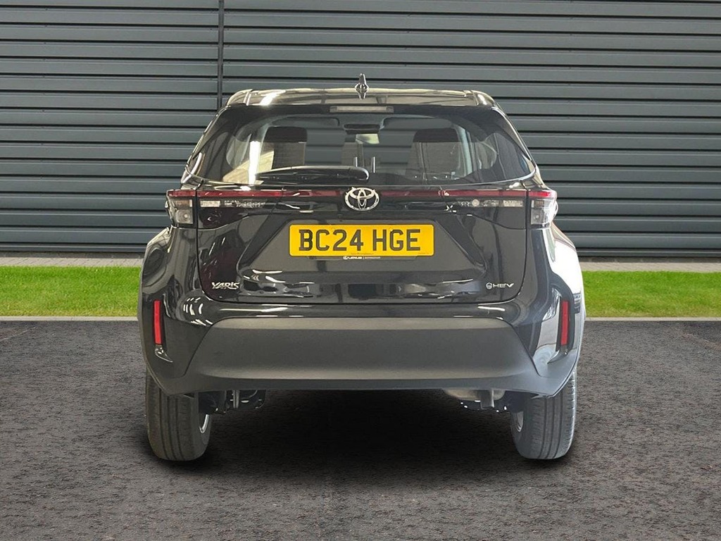 Toyota Yaris Cross 1.5 Vvt-h Icon Suv Hybrid E Cvt Black #4