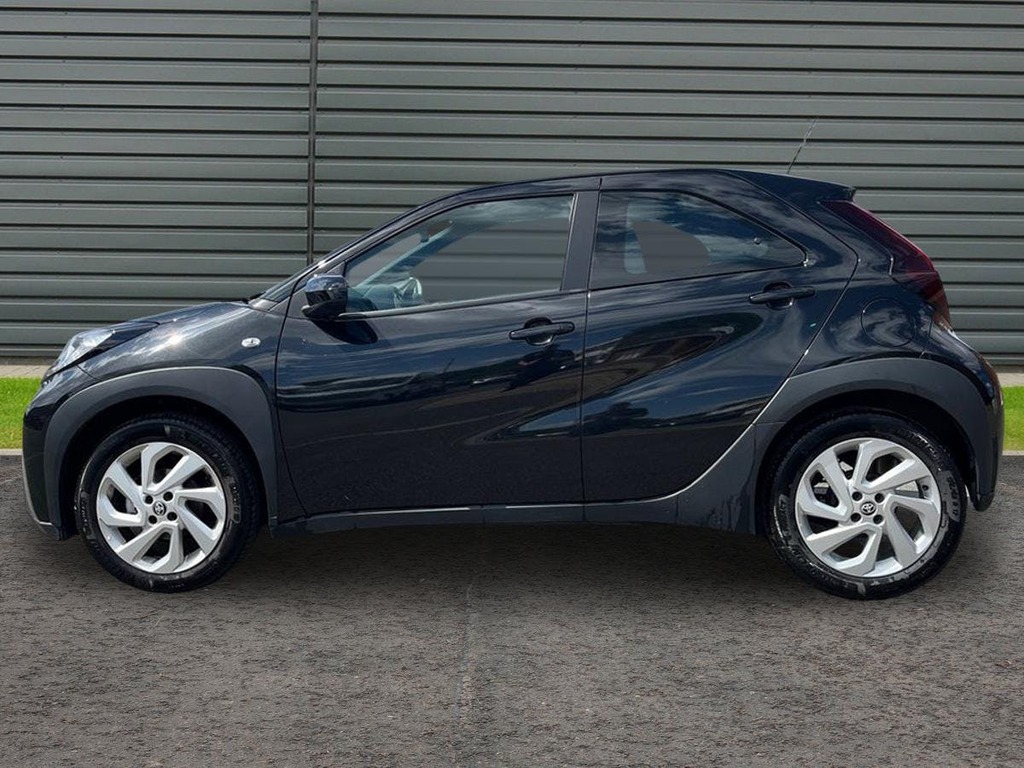 Toyota Aygo X 1.0 Vvt I Pure Hatchback Black #6