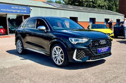 Audi RS Q3 Suv RE21UPF Black #4
