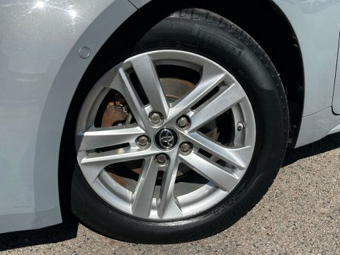Toyota Corolla Hatchback RV69UJH Grey #3