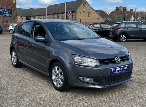 Volkswagen Polo Hatchback LR61OLT Grey #3