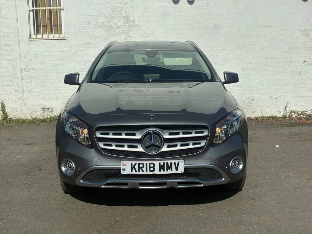 Mercedes-Benz GLA Class 2L Sport Grey #4