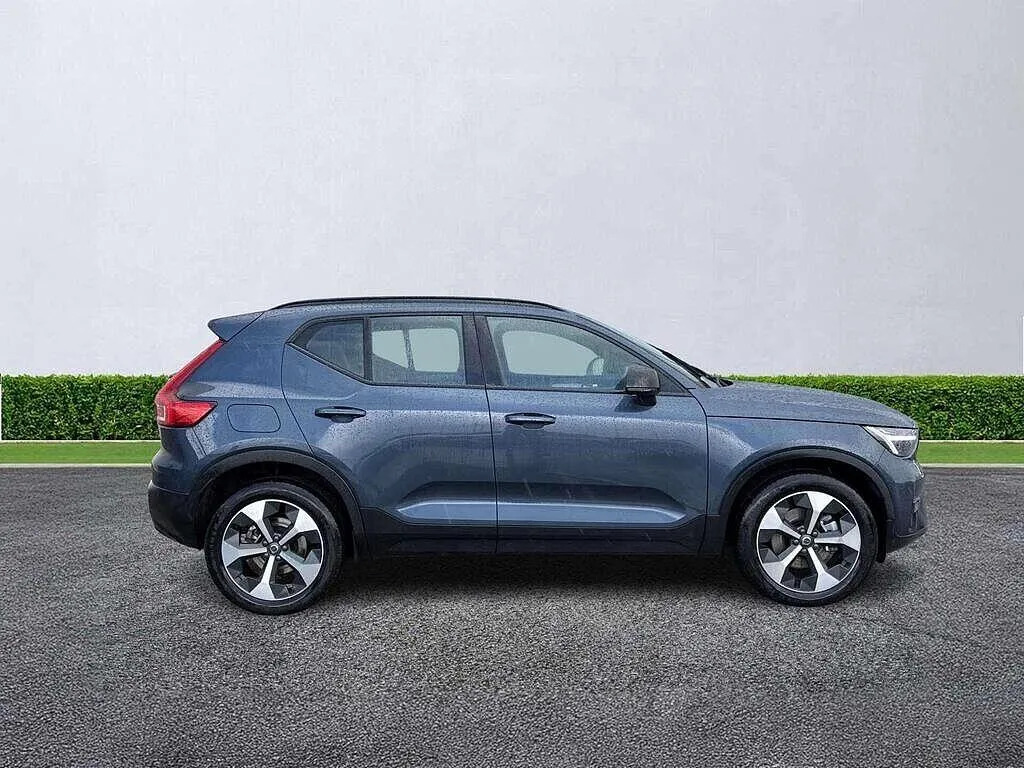 Volvo XC40 2.0 B3p Plus Dark #5
