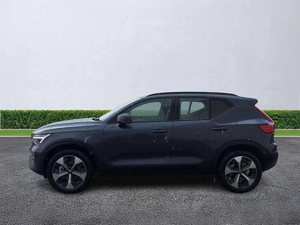 Volvo XC40 2.0 B3p Plus Dark #4