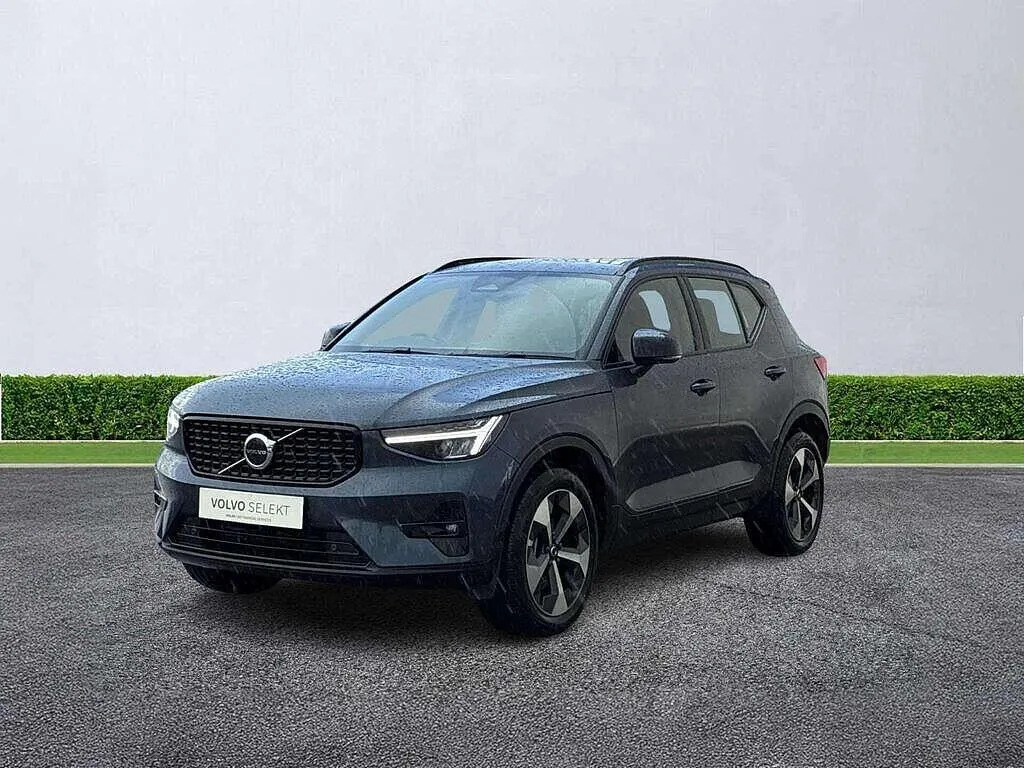 Volvo XC40 2.0 B3p Plus Dark #2