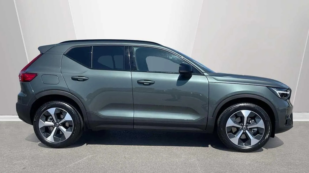 Volvo XC40 2.0 B3p Plus Dark #3
