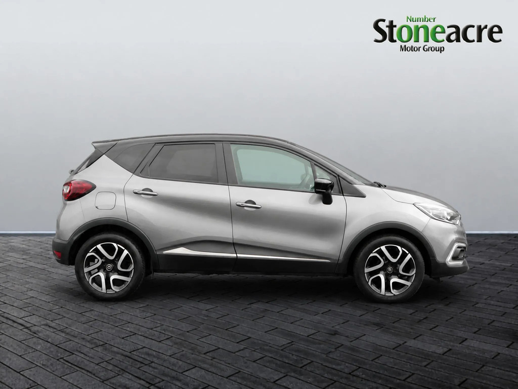 Renault Captur 0.9 Tce 90 Iconic CK69BFN #2