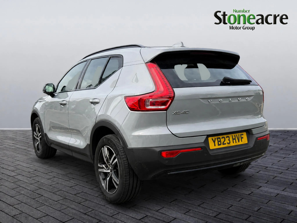 Volvo XC40 2.0 B3p Plus Dark YB23HVF #4